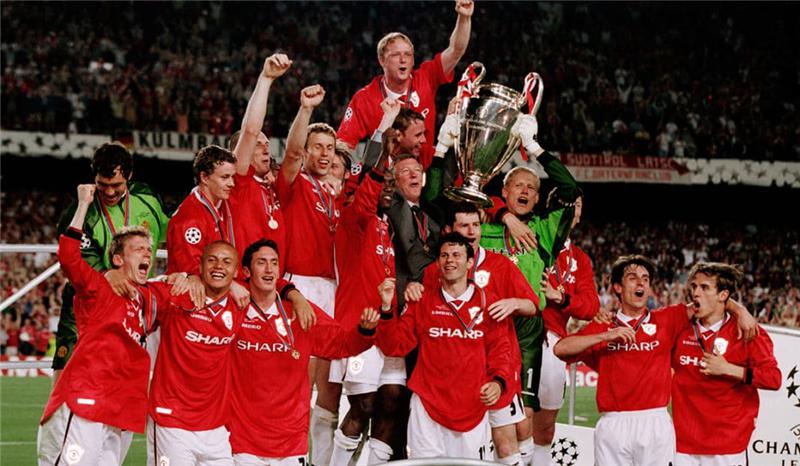 本泽马抓住 本泽马抓住