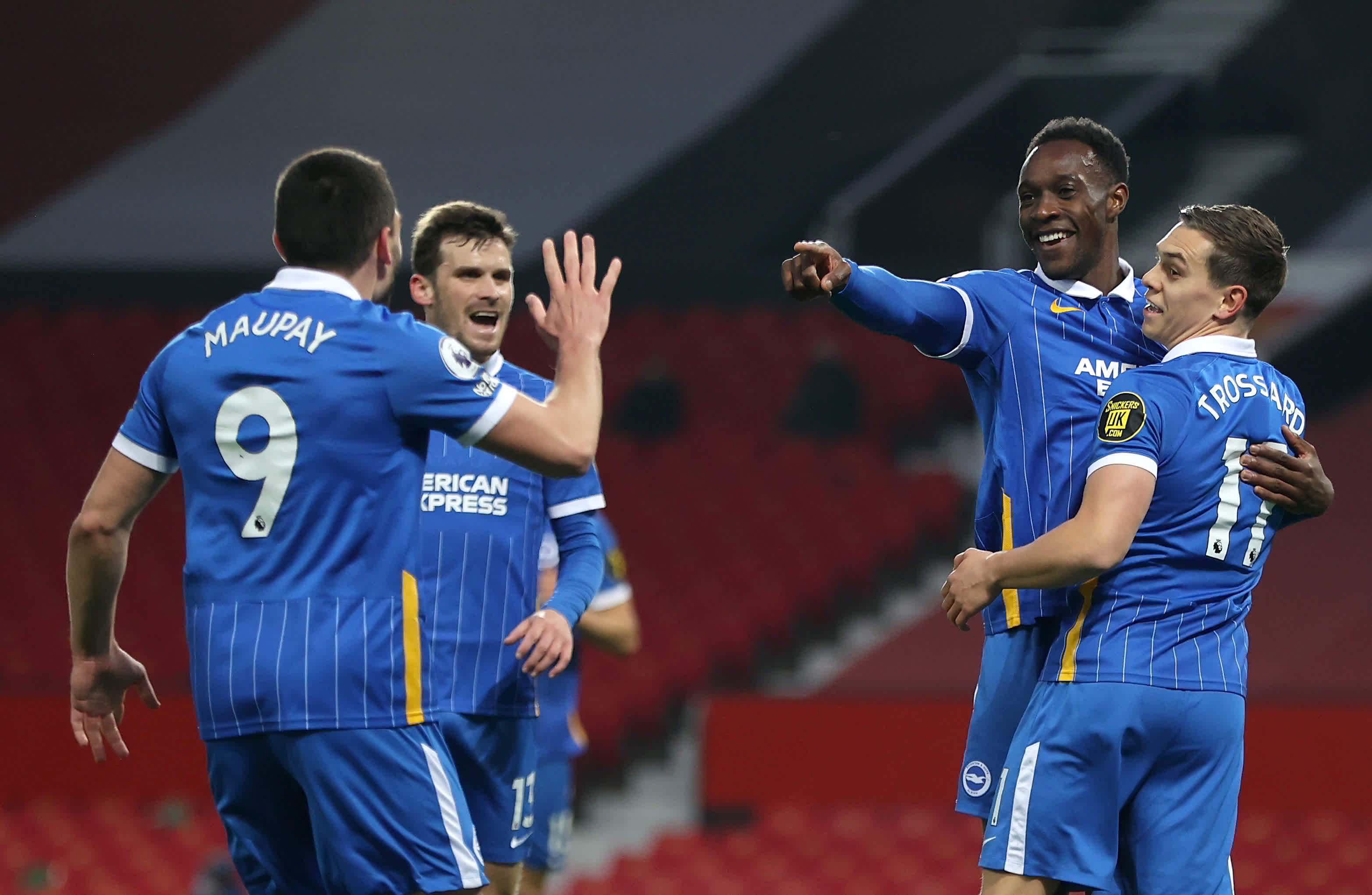 表现令人瞩 表现令人瞩